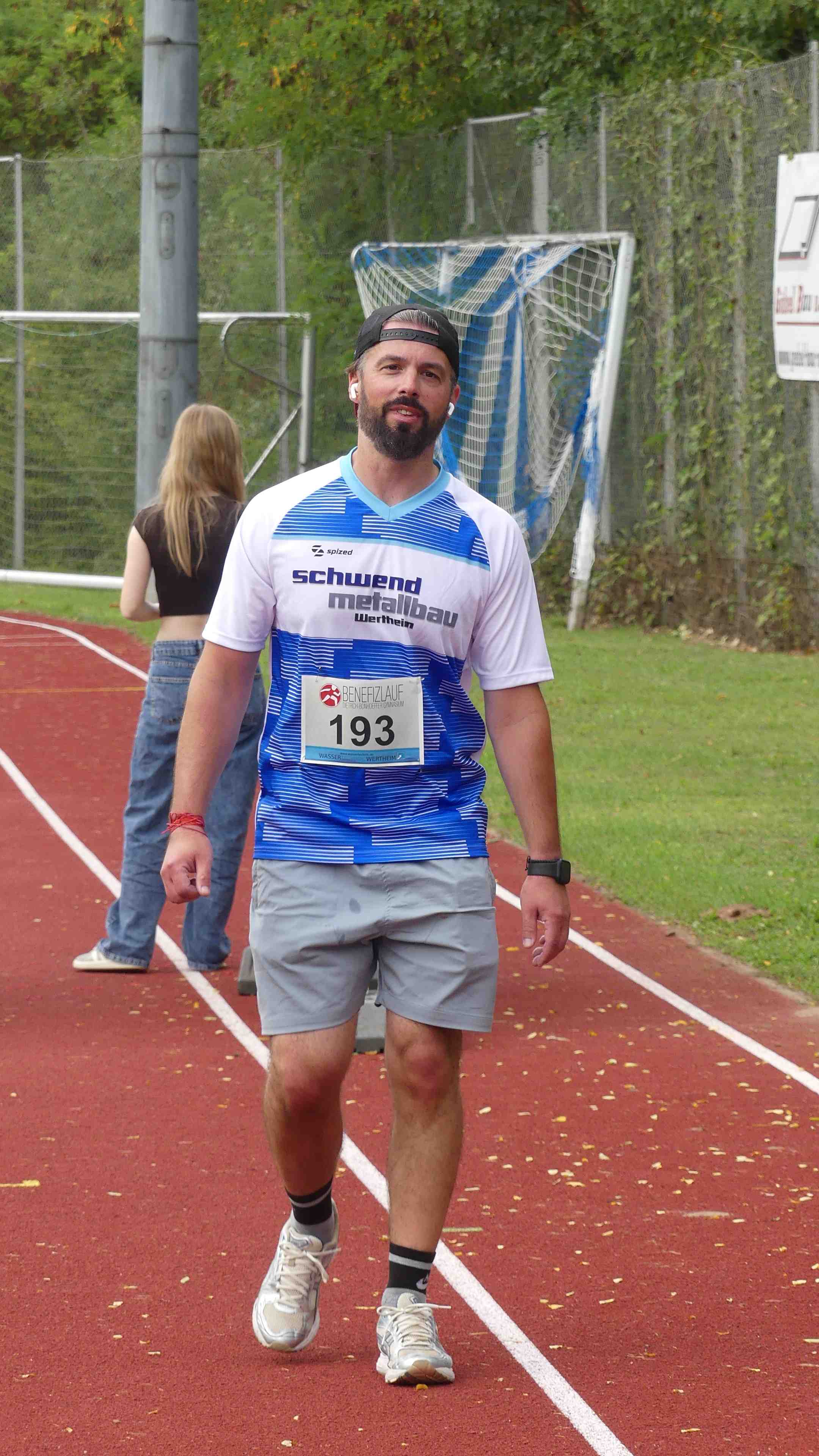 Bild vom 15. Benefizlauf im Jahr 2025. Dies ist das 267. Bild.